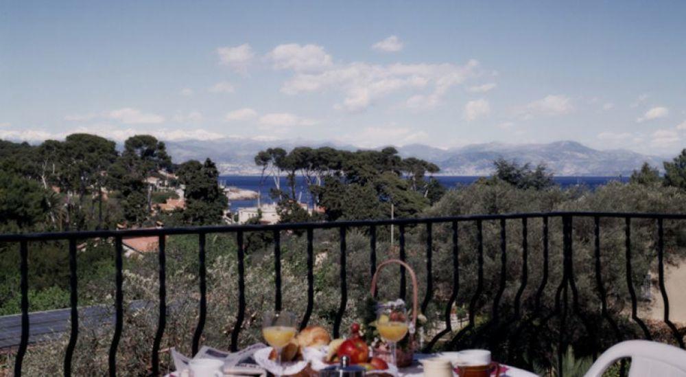 Hotel Castel Garoupe Antibes Esterno foto
