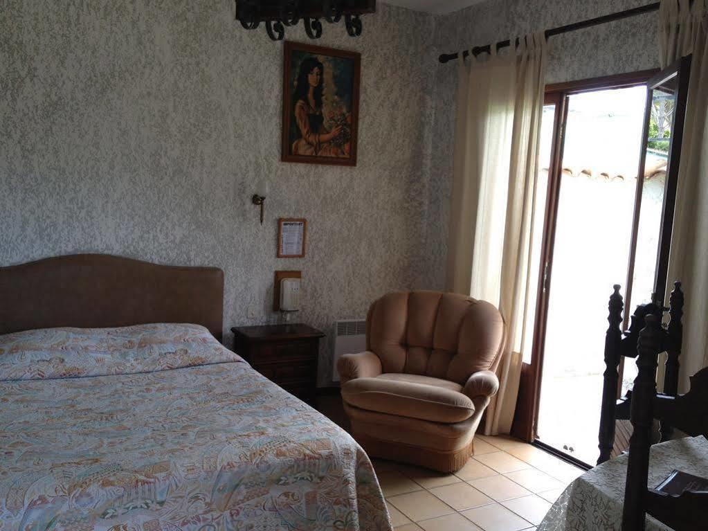 Hotel Castel Garoupe Antibes Esterno foto
